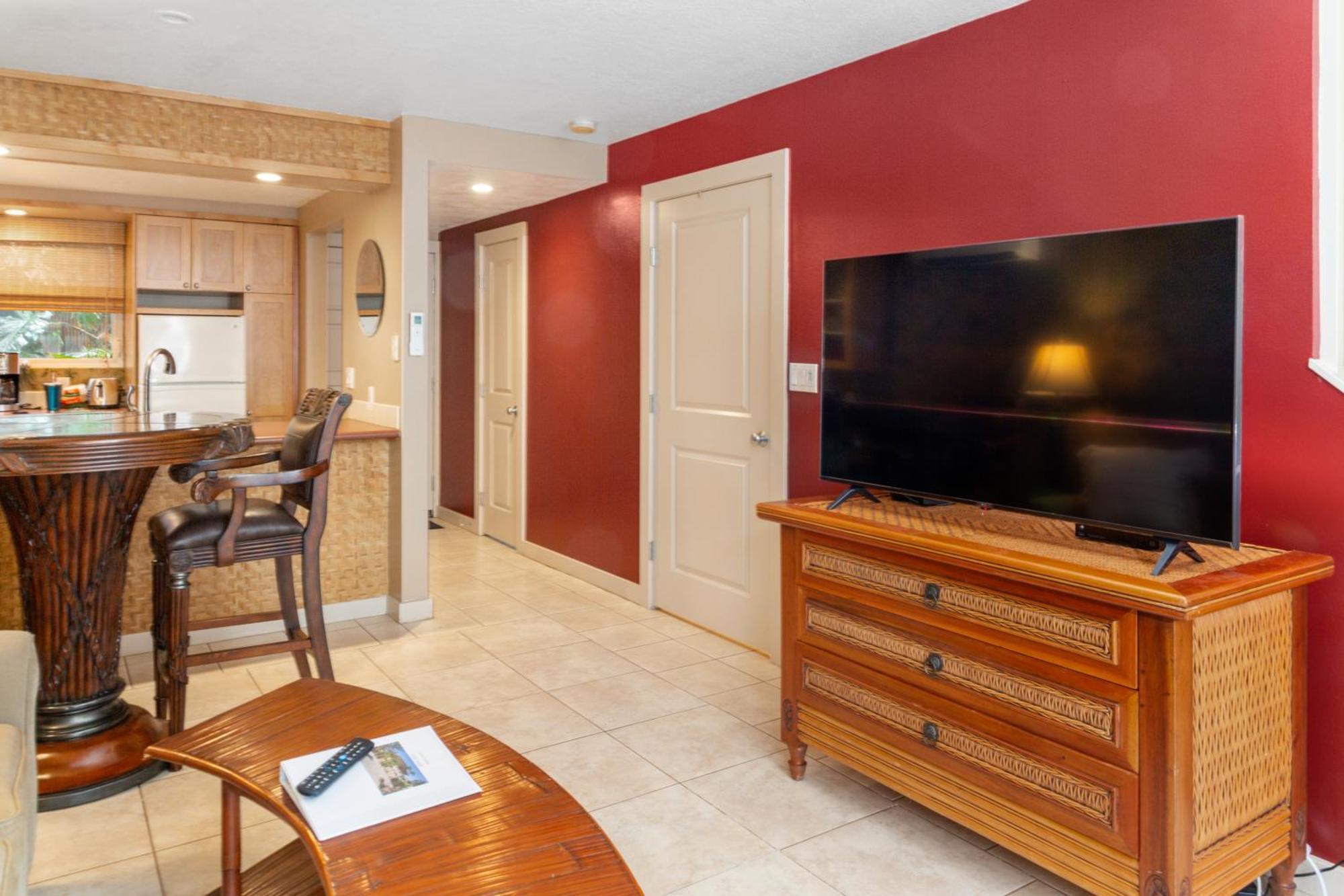 Lotus Suite, 1 Bedroom, Sleeps 4, Pool & Bbq, Pre-Renovation Summer Sale Kihei Exterior photo